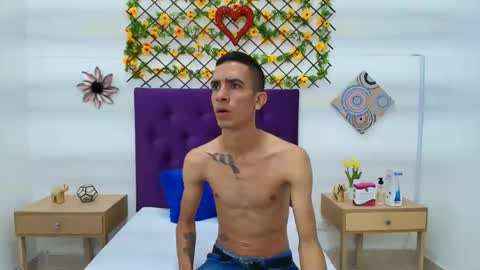 Snapshot of camilohot221432 chatting on February 18, 12:17 pm camilohot221432 online show from February 18, 12:17 pm