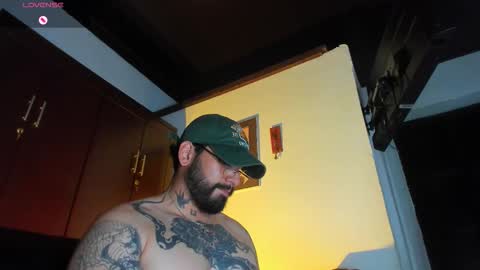 Snapshot of camilomayer chatting on January 9, 3:59 pm Camilo online show from January 9, 3:59 pm