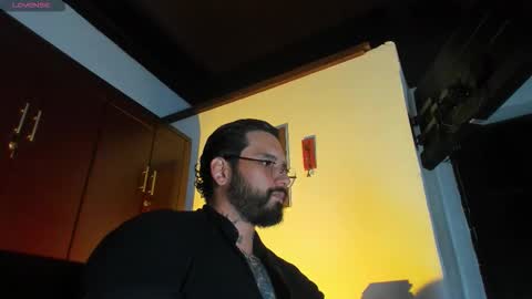 Snapshot of camilomayer chatting on February 3, 2:44 pm Camilo online show from February 3, 2:44 pm