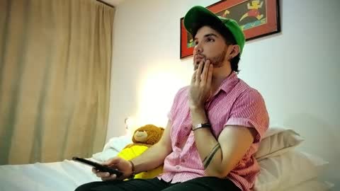 Snapshot of camilosaennz chatting on January 26, 10:57 pm camilo online show from January 26, 10:57 pm