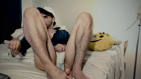 Snapshot of camilosaennz chatting on February 2, 4:05 am camilo online show from February 2, 4:05 am