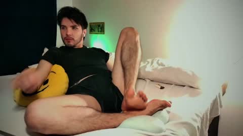 Snapshot of camilosaennz chatting on February 5, 2:19 am camilo online show from February 5, 2:19 am