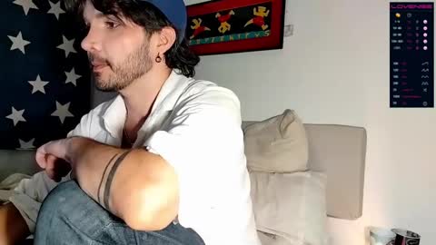 Snapshot of camilosaennz chatting on September 18, 4:25 am camilo online show from September 18, 4:25 am