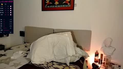 Snapshot of camilosaennz chatting on October 1, 2:06 am camilo online show from October 1, 2:06 am