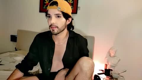 Snapshot of camilosaennz chatting on October 4, 9:07 am camilo online show from October 4, 9:07 am