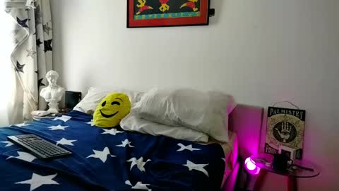 Snapshot of camilosaennz chatting on November 1, 3:25 pm camilo online show from November 1, 3:25 pm