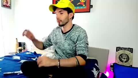 Snapshot of camilosaennz chatting on November 19, 5:57 pm camilo online show from November 19, 5:57 pm