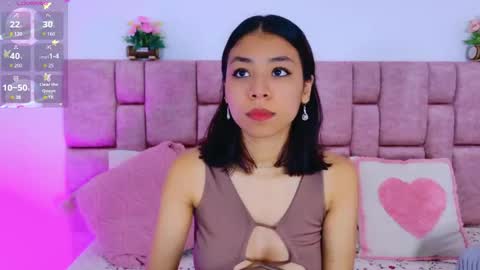 camiluxe online show from November 8, 1:00 pm