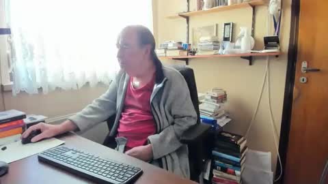 Snapshot of cammee chatting on February 2, 8:24 am Cammee online show from February 2, 8:24 am