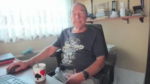 Snapshot of cammee chatting on September 21, 7:10 am Cammee online show from September 21, 7:10 am