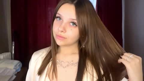 Snapshot of cammyalquicira chatting on October 4, 11:30 am Vicky online show from October 4, 11:30 am