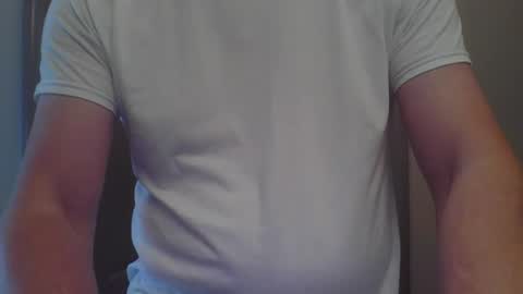Snapshot of cammyman6900 chatting on September 15, 8:53 pm cammyman6900 online show from September 15, 8:53 pm