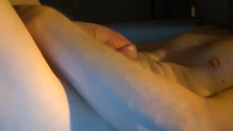 Snapshot of canadian139992 chatting on September 15, 9:15 pm canadian139992 online show from September 15, 9:15 pm