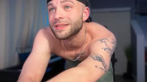 Snapshot of canadiandaddy1196 chatting on March 31, 8:59 am CanadianDaddy online show from March 31, 8:59 am