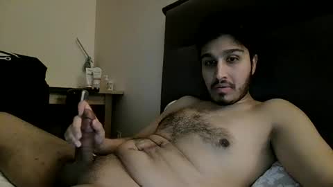 Snapshot of canadianthickstud chatting on February 11, 4:28 am canadianthickstud online show from February 11, 4:28 am