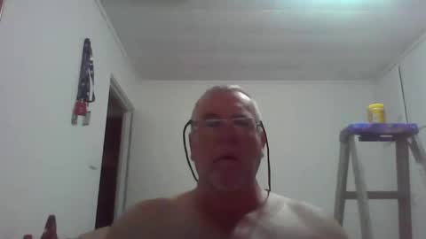 Snapshot of canberian chatting on May 2, 12:04 am Canberian online show from May 2, 12:04 am