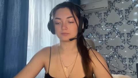 Kate online show from December 2, 8:08 am