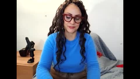 Snapshot of candela_brown chatting on January 11, 7:59 pm candela online show from January 11, 7:59 pm