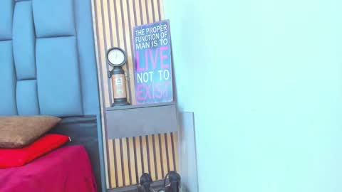 Snapshot of candela_collins chatting on January 4, 3:17 pm Candela online show from January 4, 3:17 pm