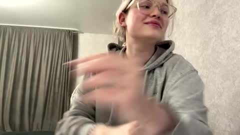 Snapshot of candelariahile chatting on February 12, 2:12 pm candelariahile online show from February 12, 2:12 pm