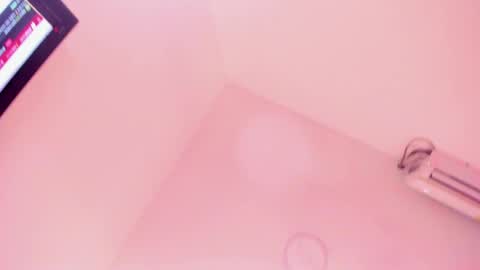 CANDICE WAYNE online show from May 26, 12:12 pm