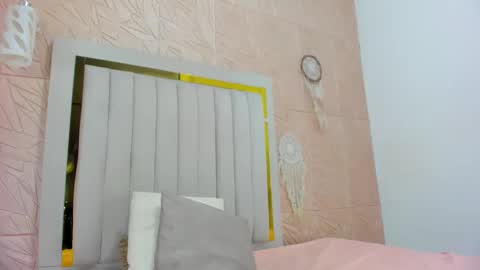 candise online show from October 2, 9:33 pm