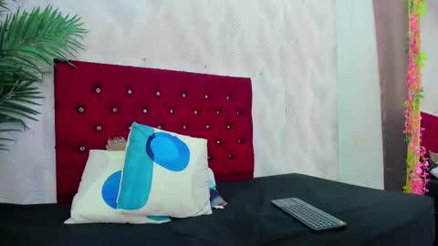 candise online show from October 24, 4:42 am