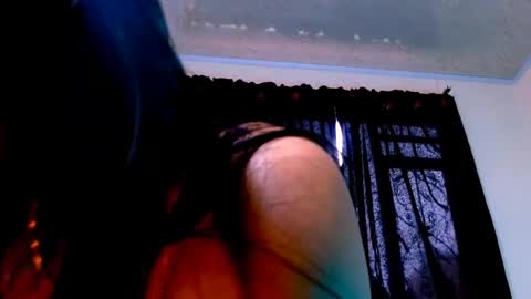 candy  online show from May 11, 4:48 pm