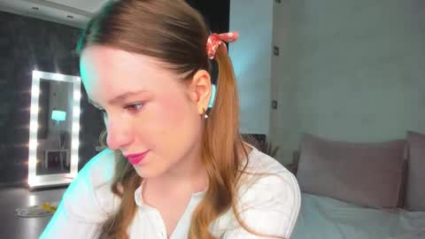 Snapshot of candy_cansew chatting on February 18, 9:05 am Candy online show from February 18, 9:05 am