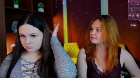 candy flossie1 online show from April 8, 7:03 pm