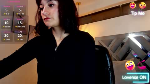 Candy hot online show from October 17, 8:11 pm