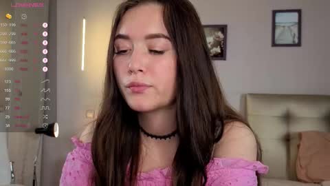 Snapshot of candy_leya chatting on October 9, 4:27 pm Leya online show from October 9, 4:27 pm