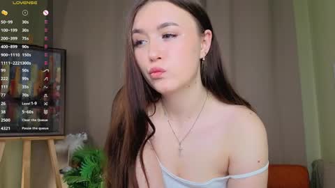 Leya online show from April 4, 5:06 am