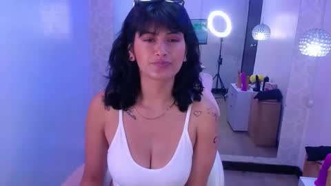 Candy online show from January 14, 4:40 pm