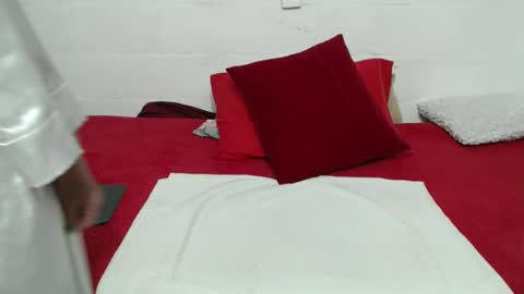 candy online show from October 26, 1:55 am