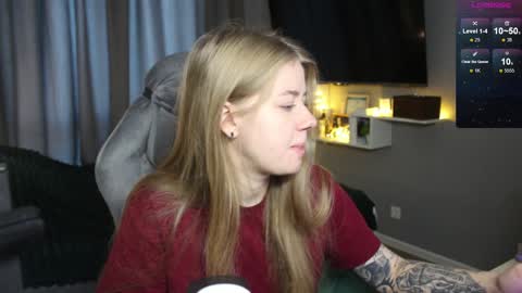 Snapshot of candy_meggie chatting on January 5, 11:04 am Megan online show from January 5, 11:04 am