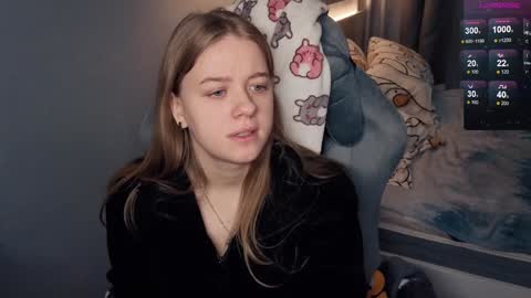 Snapshot of candy_meggie chatting on January 28, 11:28 am Megan online show from January 28, 11:28 am