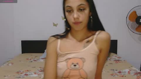 candy_sweet28 online show from November 29, 8:01 pm