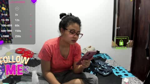 candy_val online show from April 1, 5:52 am