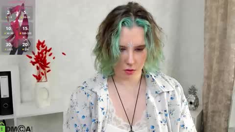 Snapshot of candy_yeah chatting on February 19, 1:34 am Mary online show from February 19, 1:34 am