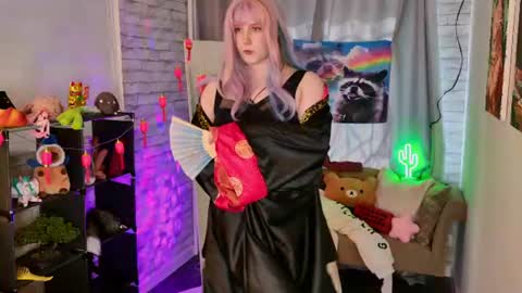 Mary online show from July 20, 1:09 am