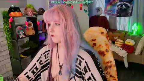 Mary online show from July 21, 1:08 am