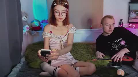 candybeee online show from November 30, 4:22 pm