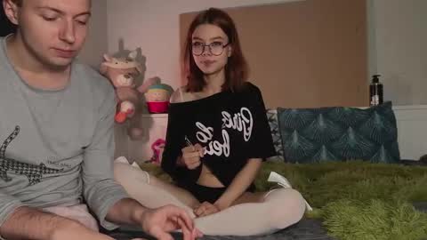 candybeee online show from December 14, 11:42 pm