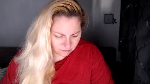 Laura online show from February 11, 6:19 am