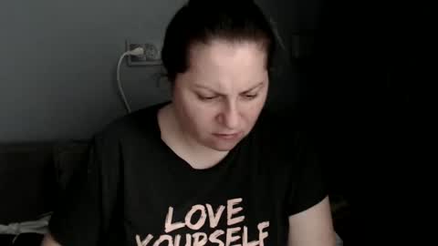 Laura online show from October 14, 8:37 am