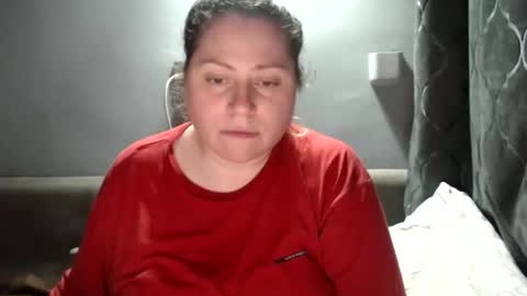 Laura online show from December 17, 5:52 pm