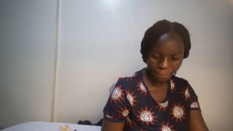 candycurly_ online show from March 8, 4:39 pm