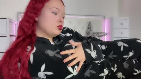 candy online show from April 29, 8:04 pm