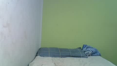 candyh0 online show from June 20, 2:42 pm